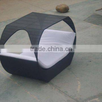 modern round chaise bed