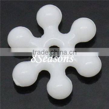 White Christmas Snowflake Acrylic Charm Beads 7mm