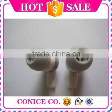 Promotional Cheap White Flat Cable Silicone Plug Piston Wired Mic Earphones photo-2