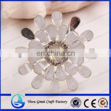 Wholesale cheap resin flower brooch wedding dress scarf buckle