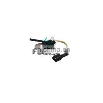 Hot sale 6GB1 Excavator oil sensor for excavator spare parts 1-82410170-1