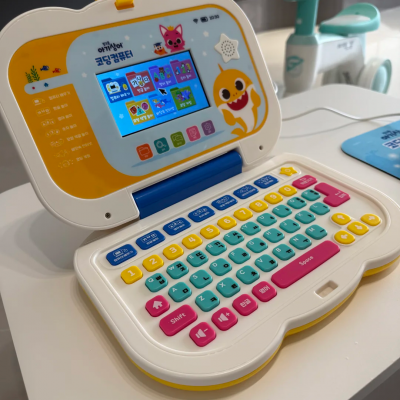 Children's toy game console: a dual challenge of communication and security
