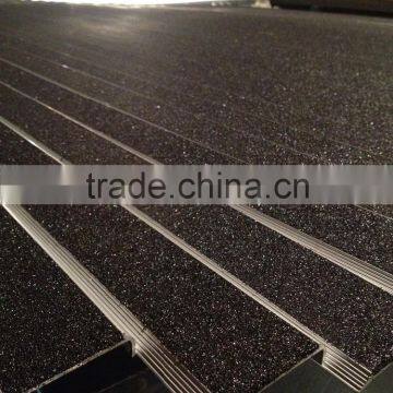 Safety Carborundum Insert Aluminum Stair Tread Nosing for Stadium photo-2