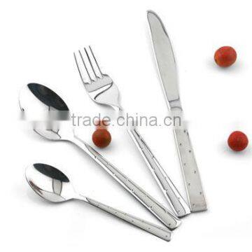 STAINLESSS STEEL FLATWARE/SPOONS/FORKS/KNIFE