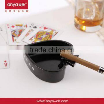 D538 Useful Practical Poker Shaped Cigar Ashtray Promotion Cheap Plastic Melamine Ashtray With Good Quality