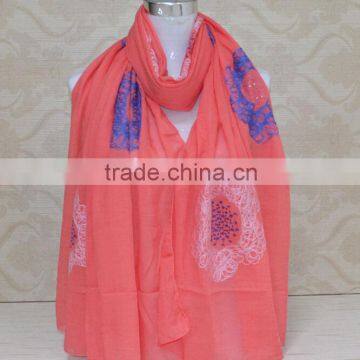 Wholesale Fall Winter Fashion Embroidery Design Flower Woman Cotton Shawl