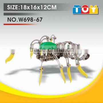 DIY metal and plastic building block spider model for kids