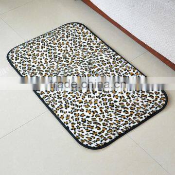 floor mat with leopard print non-slip bathroom mat