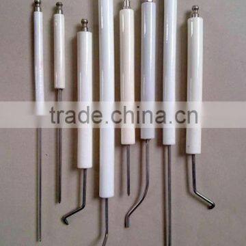 Supply ignition electrode for gas