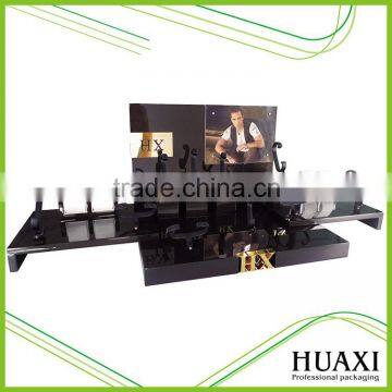 Huaxin window display design C ring luxury watch display wood