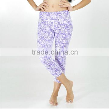 Wholesale custom logo sexy subliamtion print sport fitness capri suit for girls