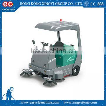 driving battery road sweeping machine