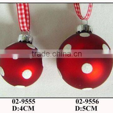 Hand Painted Ball-shaped Chirstmas Tree Hanging