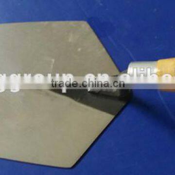 good quality of bricklayer trowel with handle 7" -322