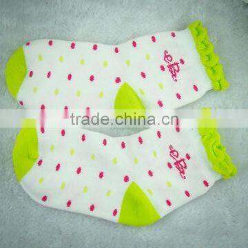hot sale girls cartoon tube ankle socks factory custom green color and drop white style with logo