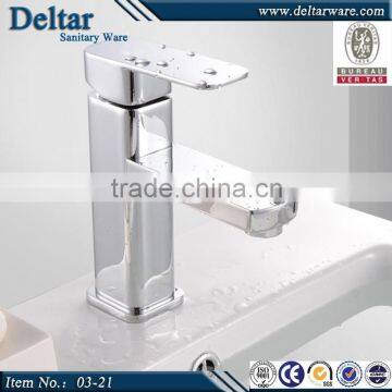 2015 Hot sale faucet china_china faucet square shape chrome color, zinc material hot and cold water faucet