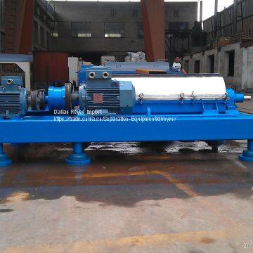 Quality-Assured Widely Use Sludge Dewatering Decanter Centrifuge photo-2