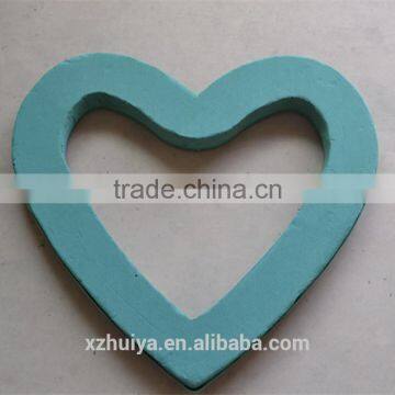 Cheap Chrysal Oasis Round Floral Foam Empty Heart Shape photo-6