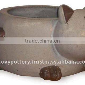 Vietnam clay animal planter