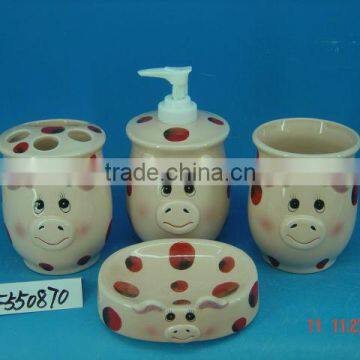 lovely pig ceramic bathroom accessories for kids