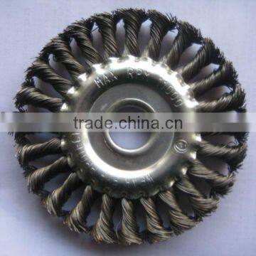 wheel brush with knoted wire