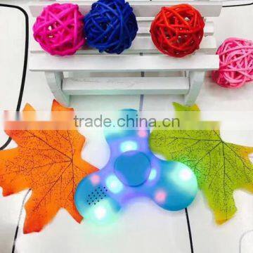 New Glowing Music Decompression Fingertips Gyro Rechargeable Bluetooth Playback Flash Fingertips Gyro With Speakers photo-5