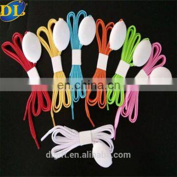 2018 new style cheap reflective led flashing nylon shoelaces for display