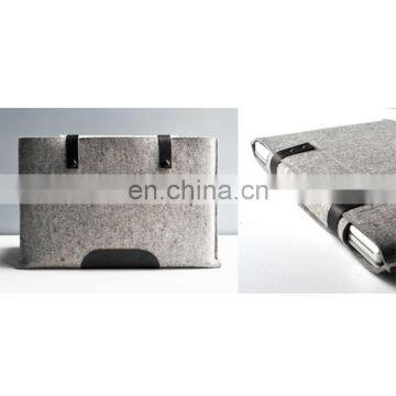 Custom Grey Felt Laptop Bag photo-4