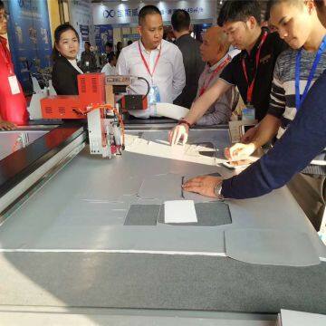 Super Size 3000*1600mm Cutting Scope 3920*2350*1220mm Machine Size CNC Digital Cutter photo-5