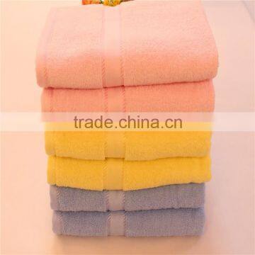 2016 Cheap Bath Towel with Low Moq with Customer Designs