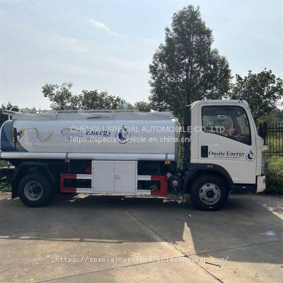 Long-distance Haulage Precise Control Liquid Transport Vehicle