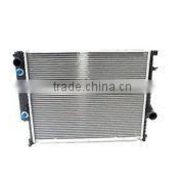 372x428x42mm aluminum radiator for BMW E30 1982