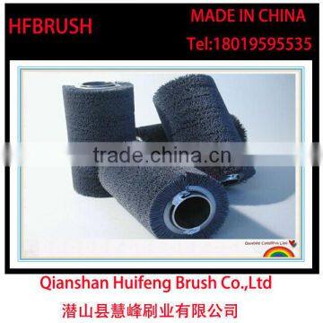 Roller brush to machine polishing