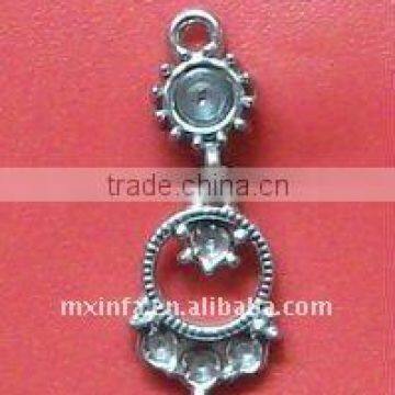 Zinc alloy pendant