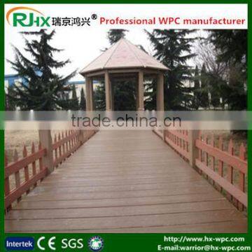 Outdoor wood-plastic composite deck for modern garden fence decoration