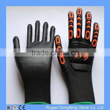 TPR Padded Anti Impact Gloves Black Anti Cut Resistant Gloves with Competitive Price