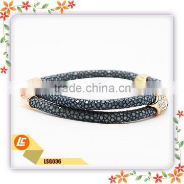 Luxury Genuine Stingray Skin Leather Bangle With Crystal Charm photo-2