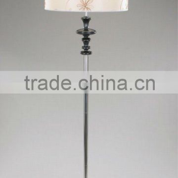 2015 Steel floor lamp/lights with white shadow and UL