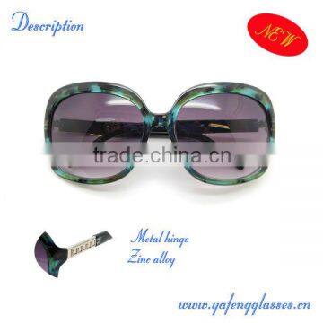 2013 New fashion women sunglass, Gold quality sunglass supplier