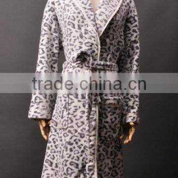 Printed Micro Coral Fleece Bathrobes for Man and Women photo-2