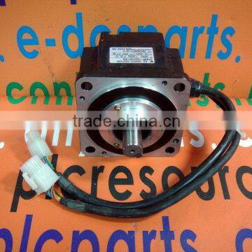 YASKAWA AC SERVO MOTOR 200W 200V 2A SGMP-02A314S