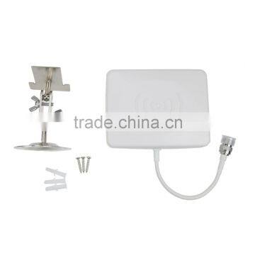 Mini Panel Antenna With Small Size and High Gain photo-2