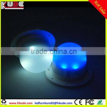 Multi colors changing battery powered led light base with IR remote control