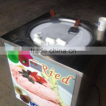 Oreo and Brownie Ice Cream Rolls Machine With Real Frozen Yogurt Fruits photo-4