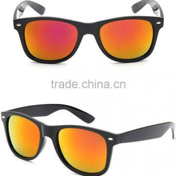 Novelty Fashion Private Label UV400 Custom Polarized Lens plastic Sunglasses