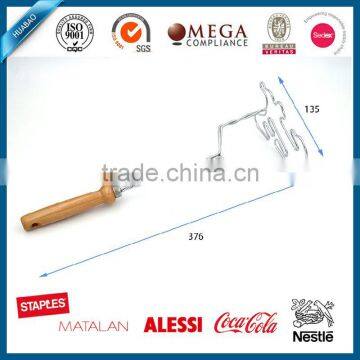 Private Label custom design metal wire potato masher, potato mash tool with wooden handle