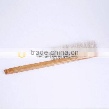 Double Row White Horse Hair Bee Brush