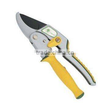 Ratchet Garden Pruner