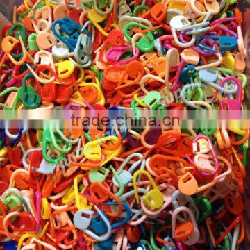 Mixing Coloured 22mm Safety Pin Crochet Stitch Counting Marker