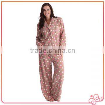 2014 fashion garment wholesale spotty women pajama suits